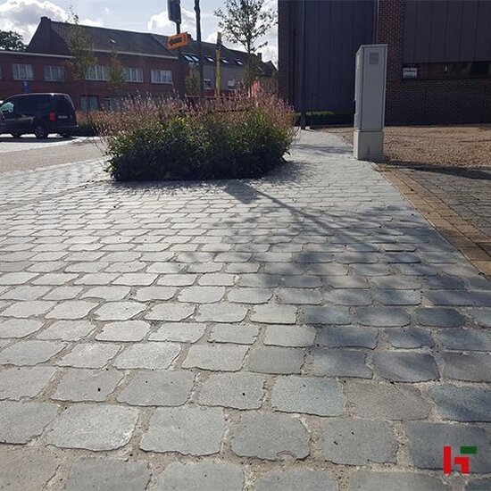 Gezaagde kasseien - Gezaagde Kassei, Porfier 13 x 13 - 14 x 14 x 6/8 cm B058 - Private label