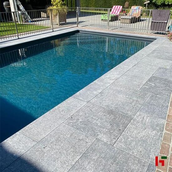 Zwembadboorden & vijverranden - Bluestone H55 Hardsteen, Natuursteen Zwembadboord - Blauwsteen 100 x 35 x 3 / 5 cm Afgerond 180° Gevlamd & Geborsteld - Private label